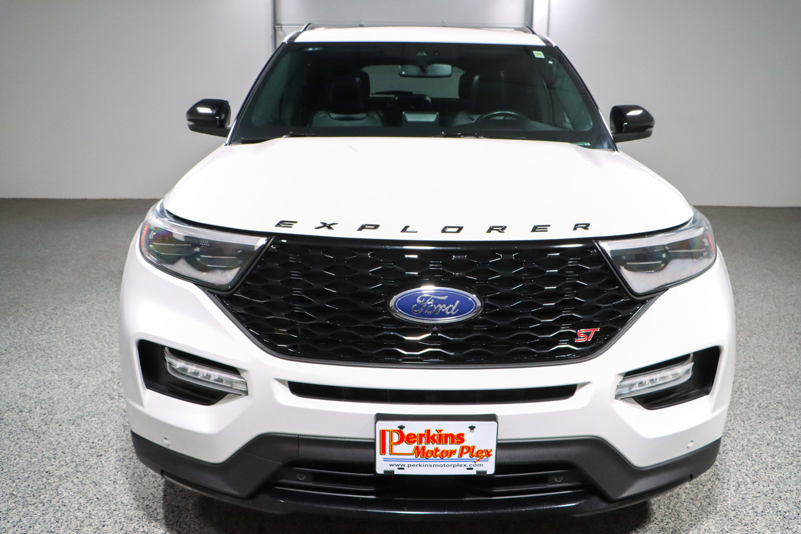 Used 2023 Ford Explorer ST w/ Equipment Group 401A image 4
