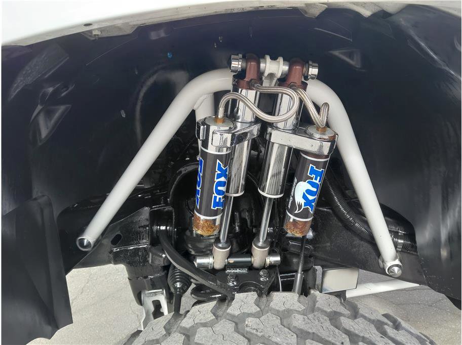 Used 2010 Chevrolet Suburban LTZ image 24