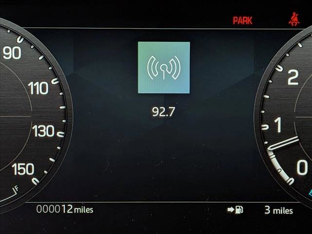 New 2026 Land Rover Defender 110 X-Dynamic SE AWD/4WD image 10