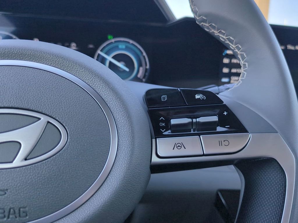 New 2026 Hyundai Elantra Sport image 29