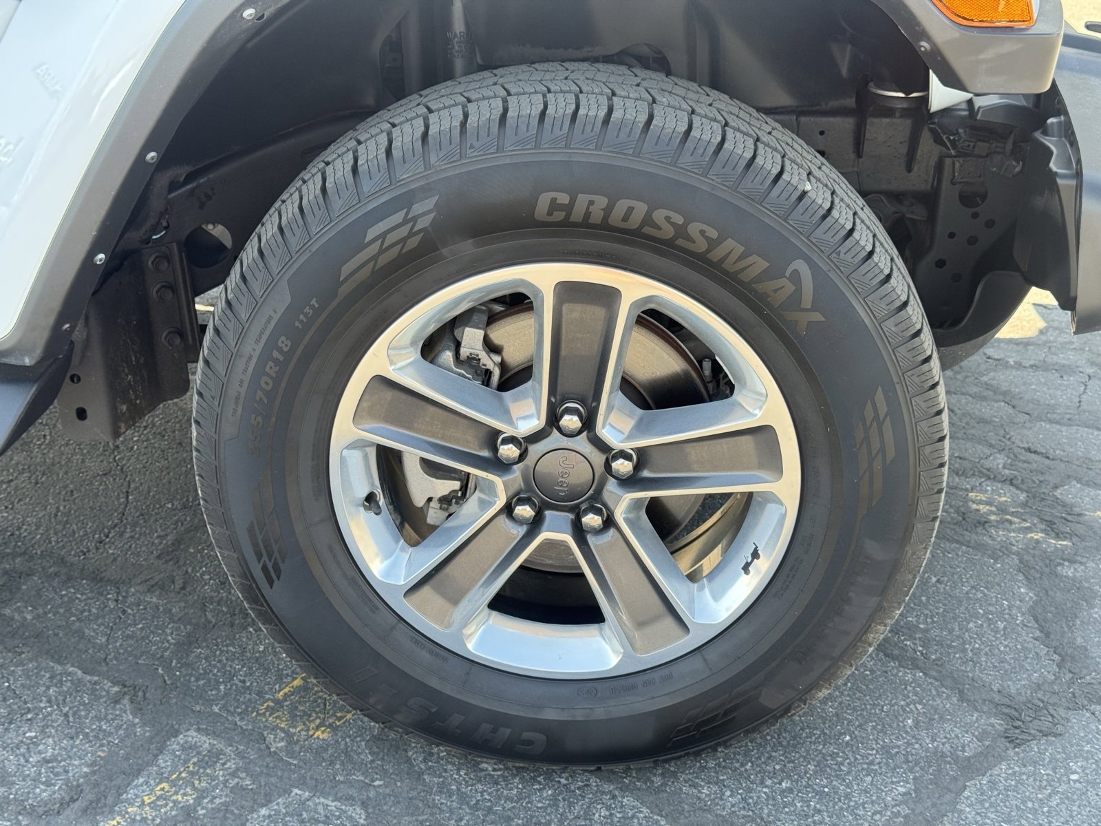 Used 2022 Jeep Wrangler Unlimited Sahara image 4