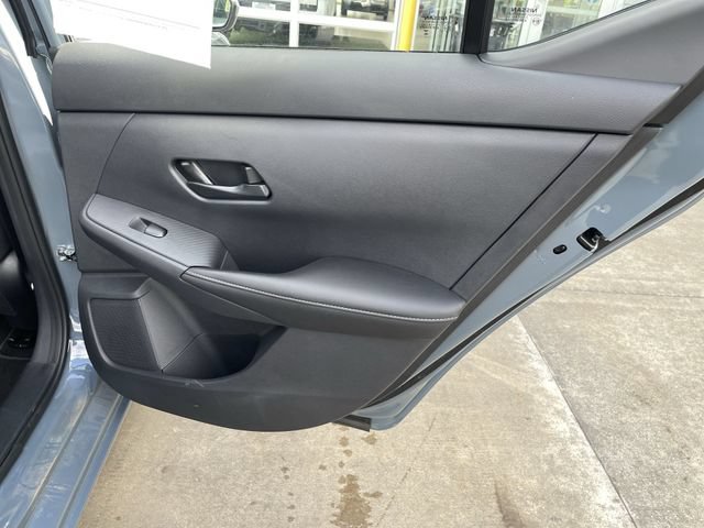 Used 2025 Nissan Sentra SV w/ Trunk Package FWD image 37
