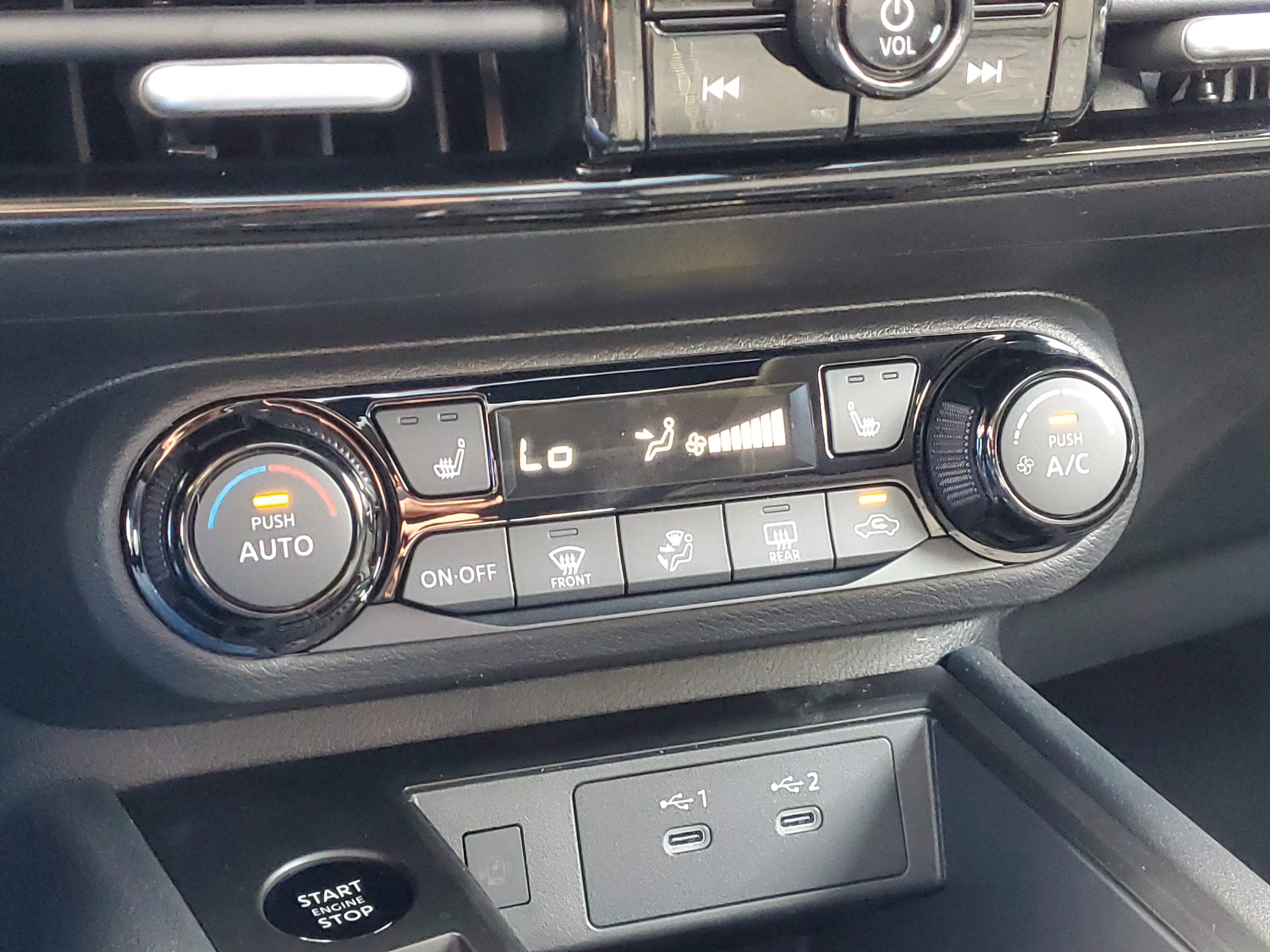 New 2026 Nissan Kicks SV w/ SV Premium Package AWD/4WD image 14