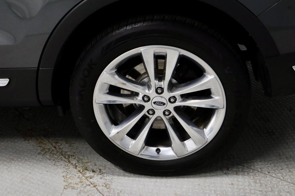 Certified 2019 Ford Explorer Limited w/ Class III Trailer Tow Package image 20