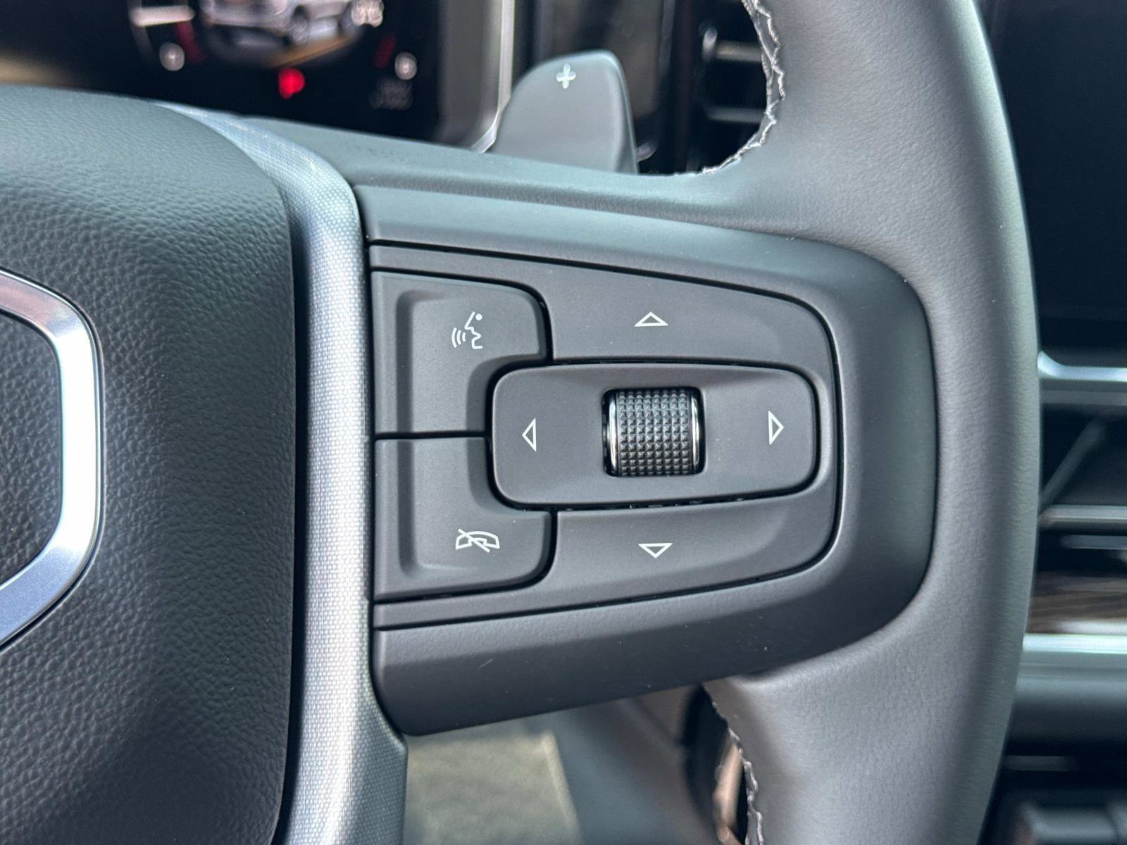 New 2026 GMC Sierra 1500 Elevation image 12