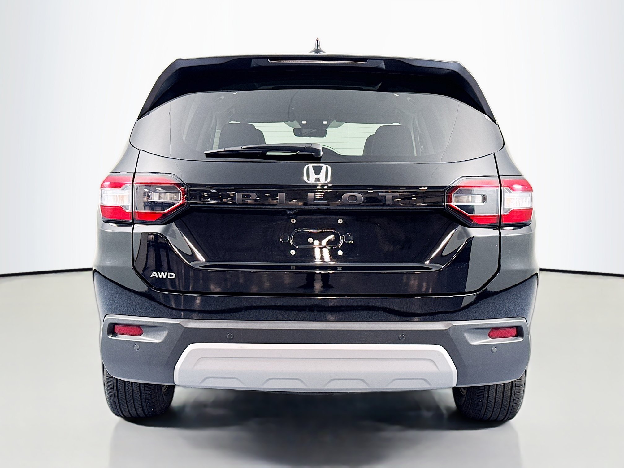 Certified 2024 Honda Pilot EX-L image 6