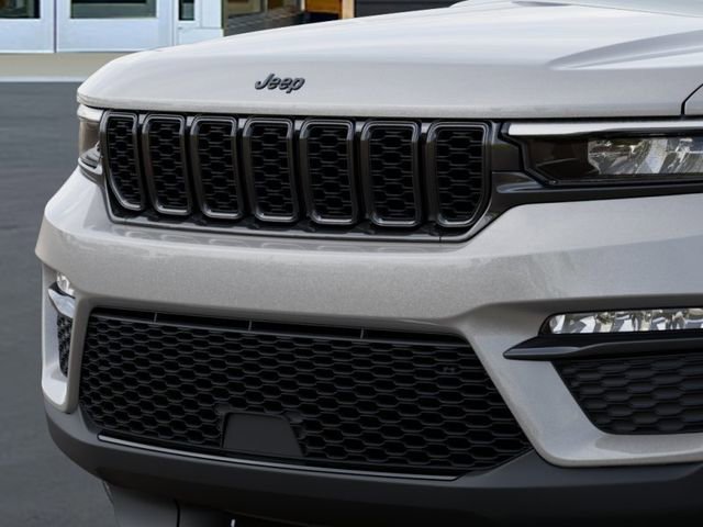 New 2025 Jeep Grand Cherokee Limited w/ Black Appearance Package image 11