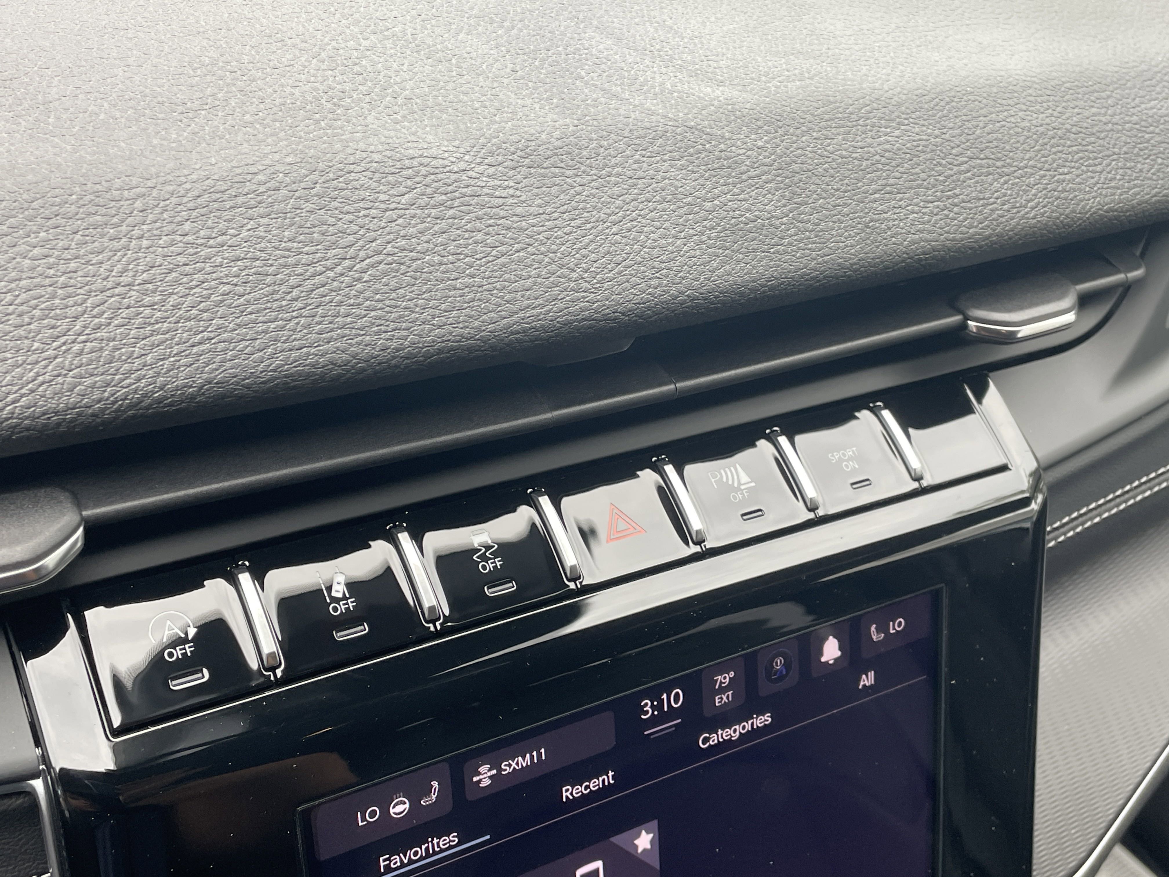 New 2025 Jeep Grand Cherokee Altitude image 52