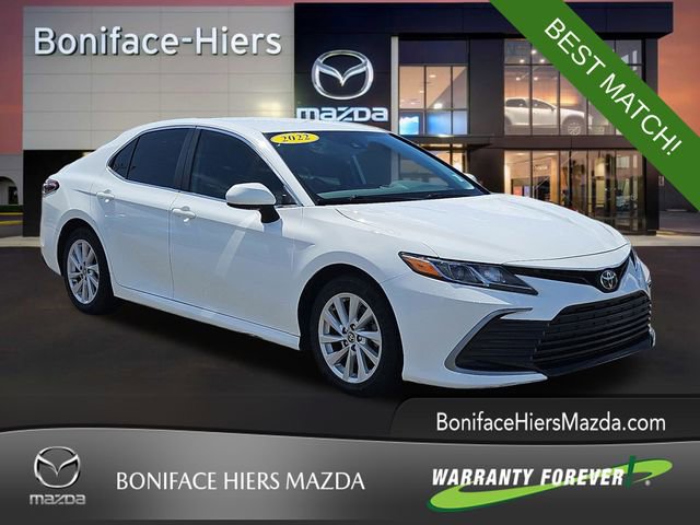Used 2022 Toyota Camry LE image 1