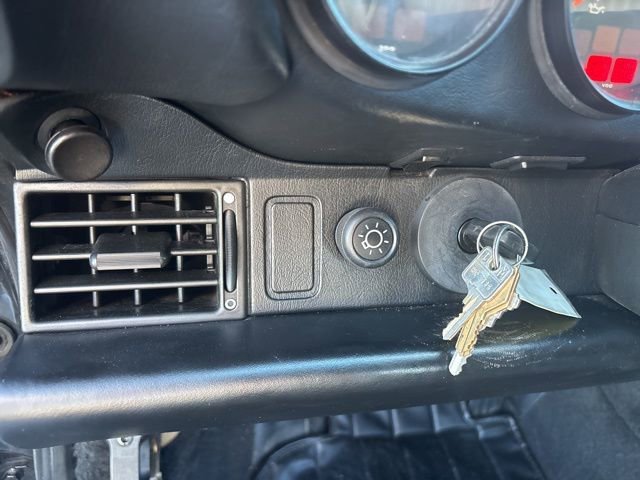 Used 1991 Porsche 911 Carrera image 19