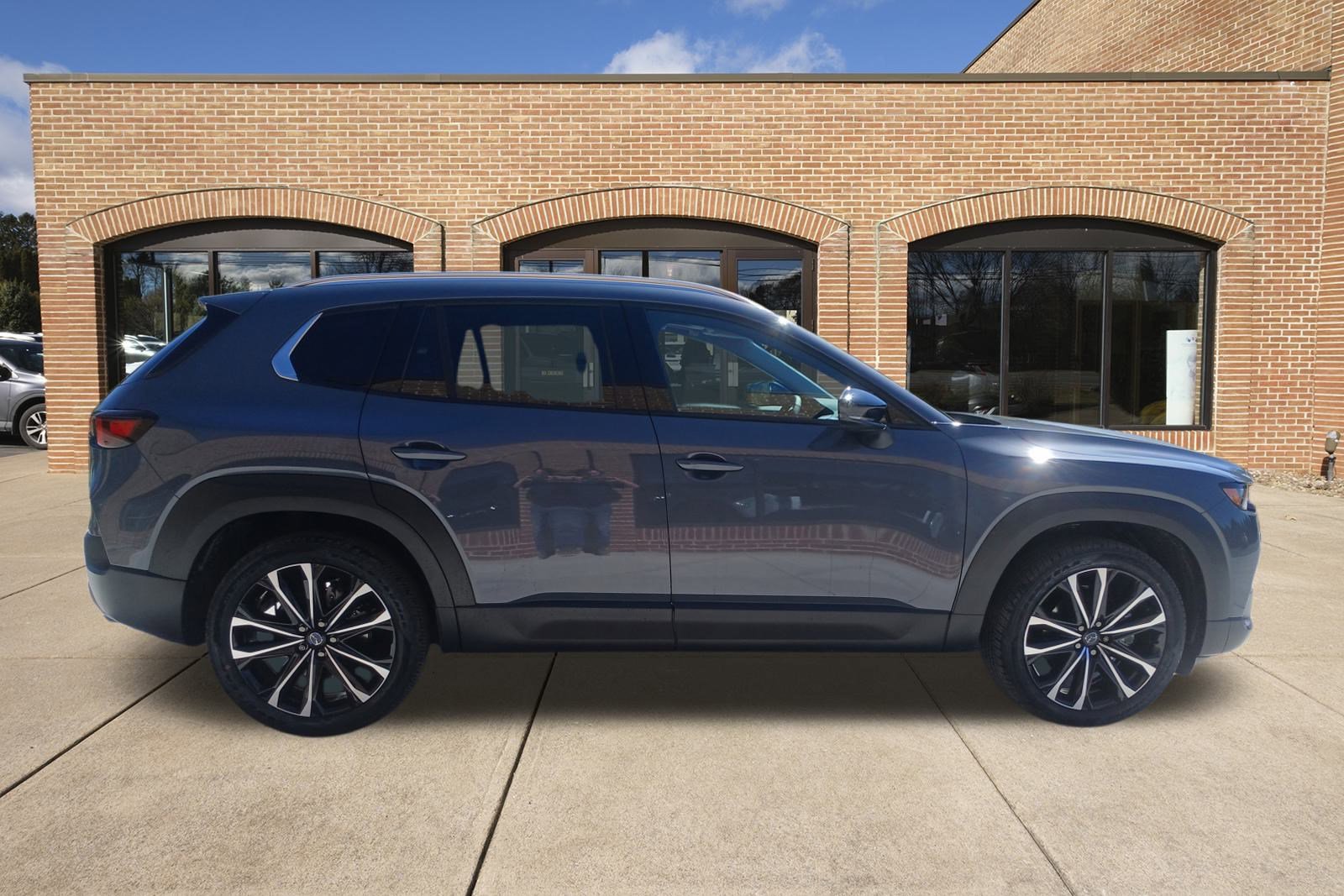 New 2025 MAZDA CX-50 AWD 2.5 Turbo w/ Premium Pkg image 2
