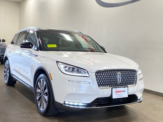 Used 2020 Lincoln Corsair Reserve w/ Equipment Group 201A AWD/4WD image 2