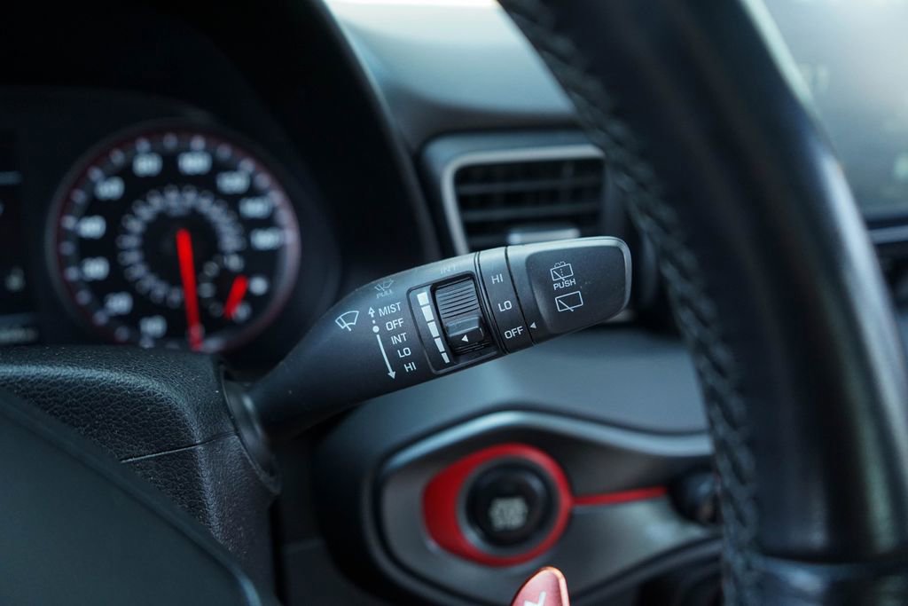 Used 2019 Hyundai Veloster Turbo image 29