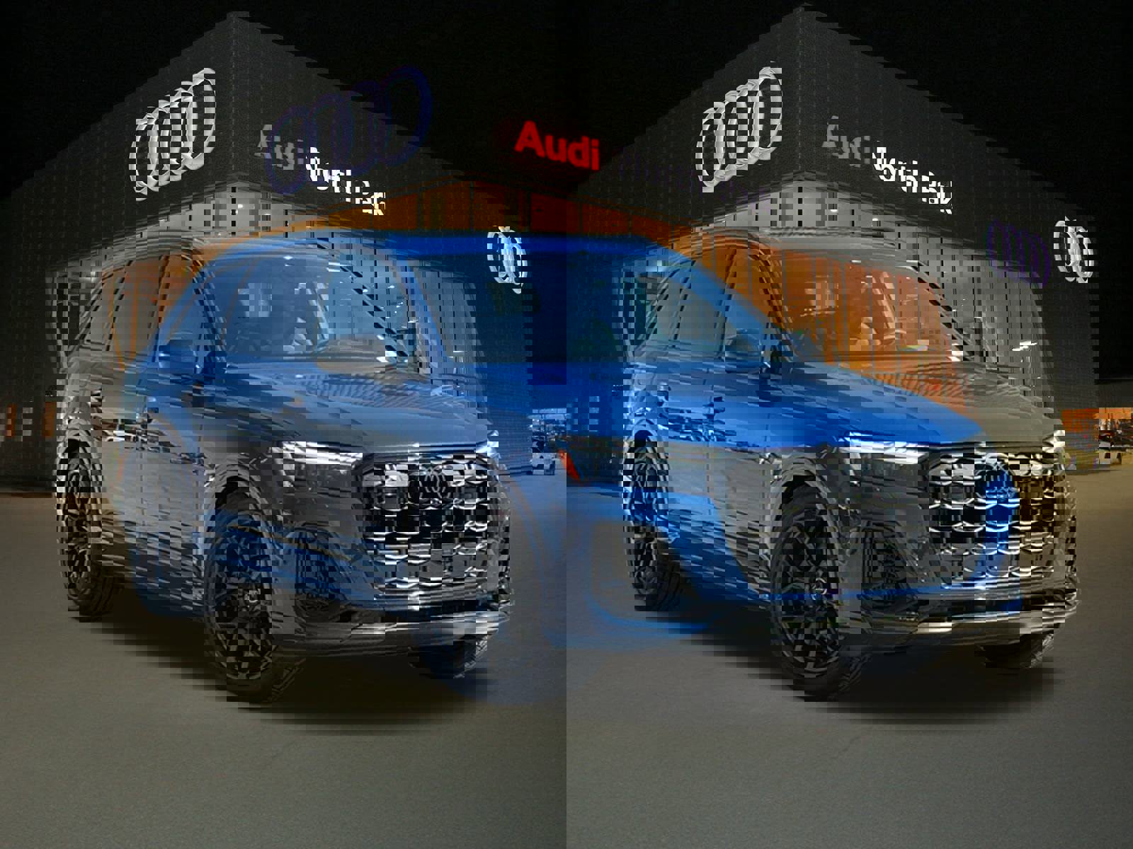 New 2025 Audi SQ7 Prestige