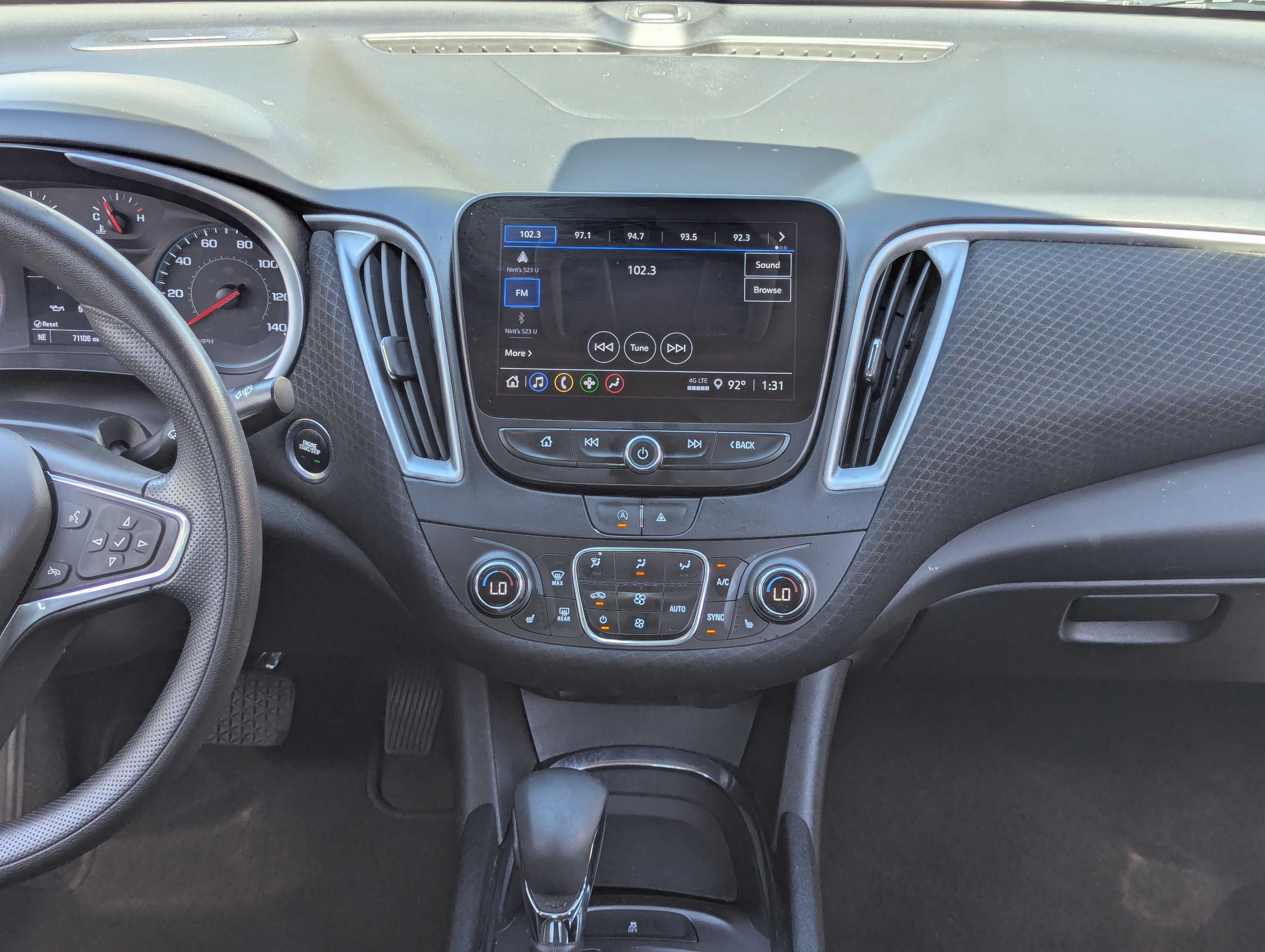 Used 2023 Chevrolet Malibu LT image 14