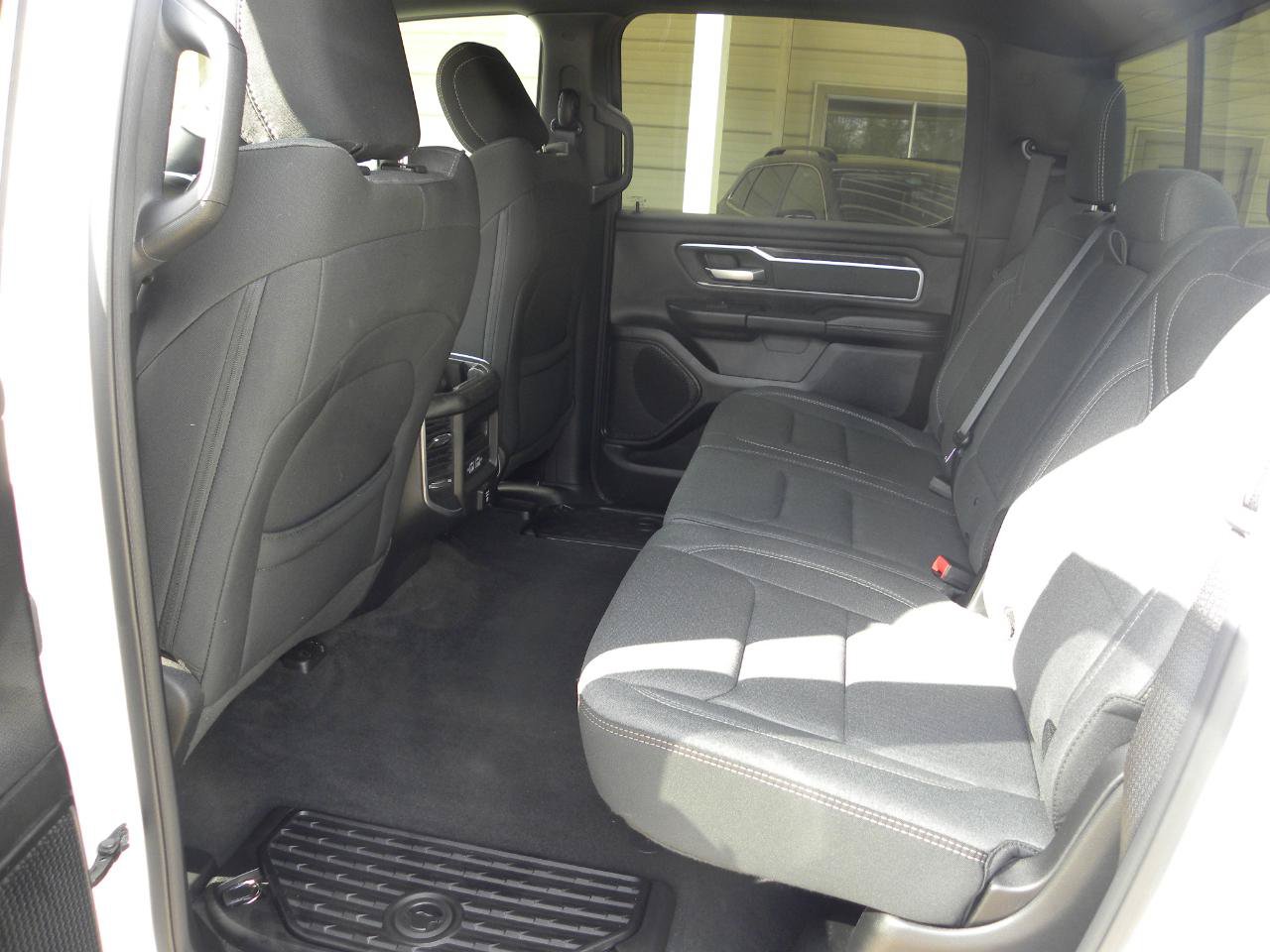 Used 2021 RAM 1500 Big Horn AWD/4WD image 17