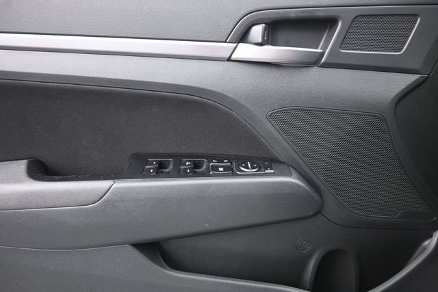 Used 2018 Hyundai Elantra Value Edition FWD image 24