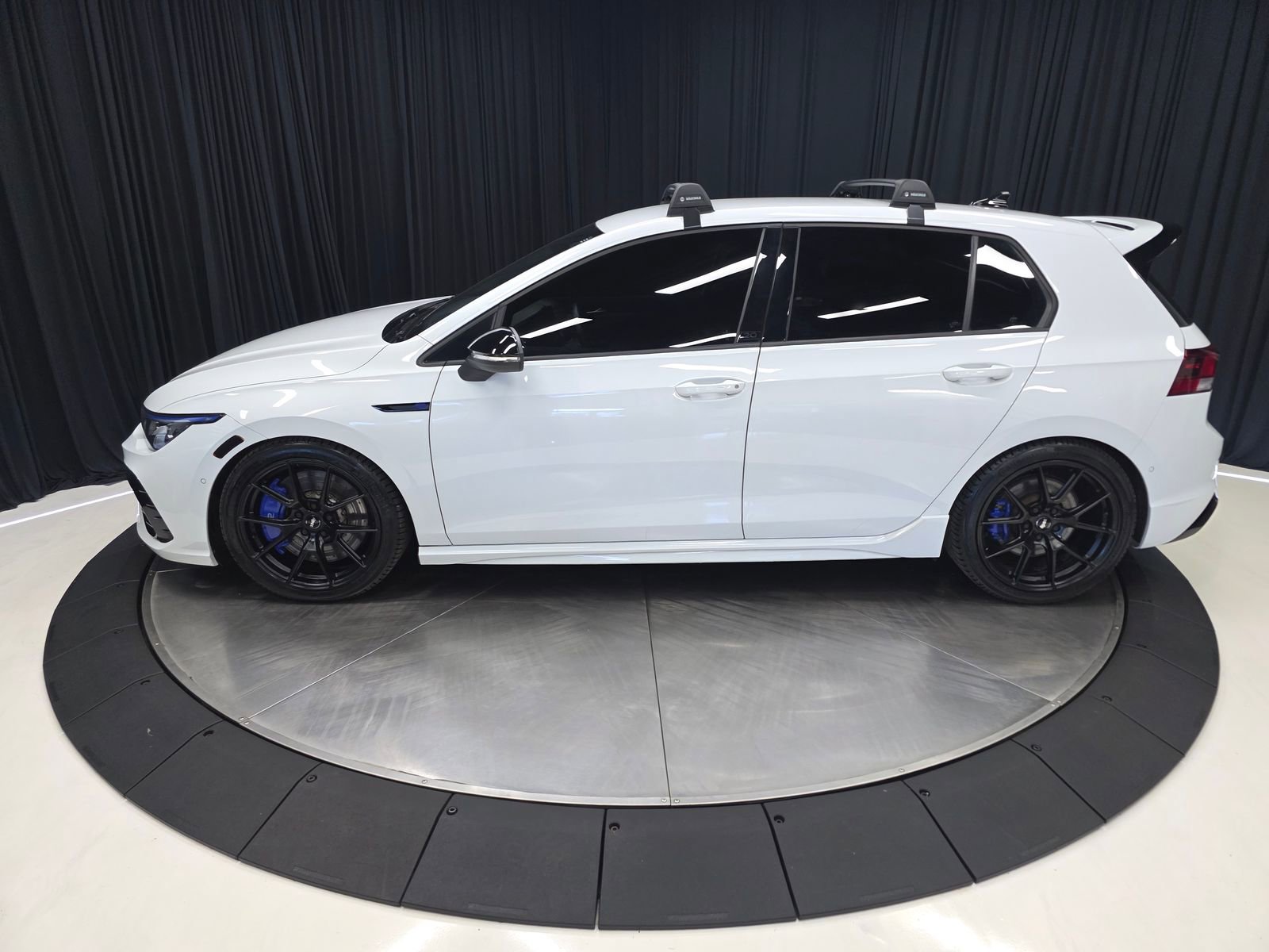 Used 2023 Volkswagen Golf 20th Anniversary Edition image 9