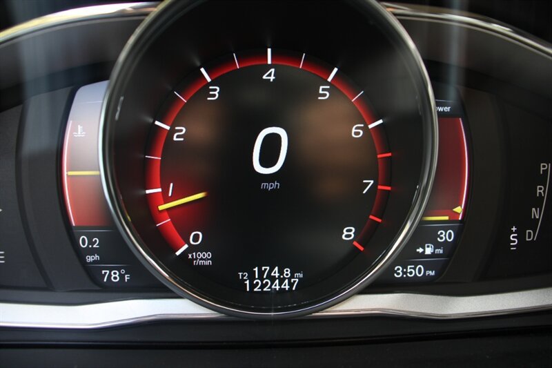 Used 2016 Volvo XC70 T5 Premier w/ Proximity Package AWD/4WD image 7