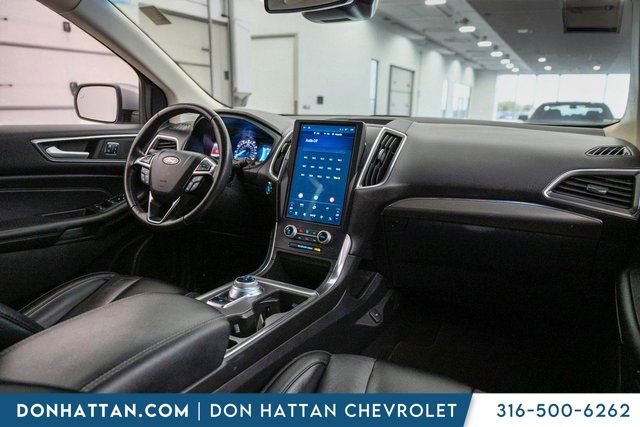 Used 2022 Ford Edge Titanium image 28