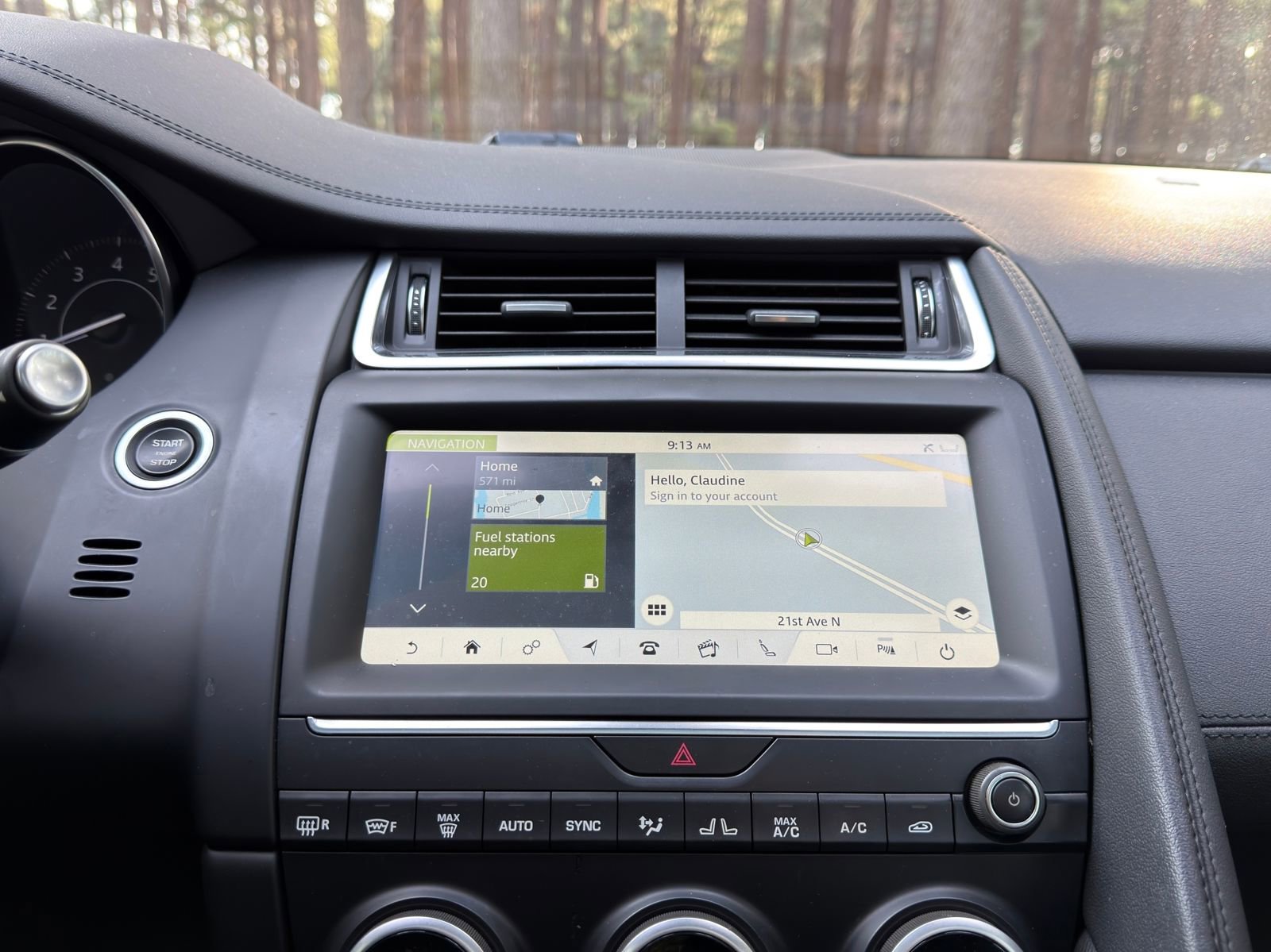 Used 2020 Jaguar E-PACE image 5