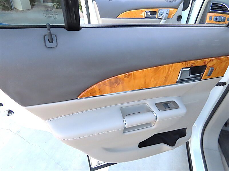 Used 2013 Lincoln MKX FWD image 26