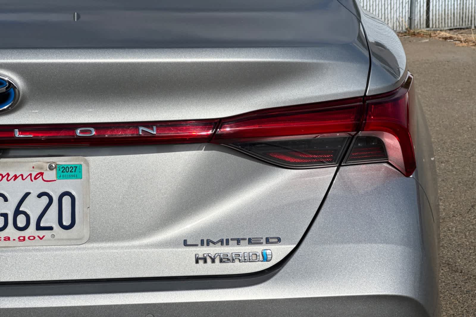 Used 2021 Toyota Avalon Limited w/ Advanced Safety Package FWD image 21
