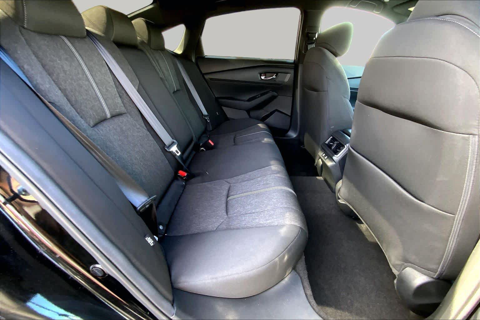 Used 2025 Honda Accord Sport image 19