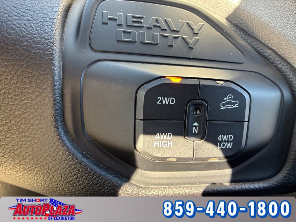 Used 2025 RAM 2500 Big Horn AWD/4WD image 37