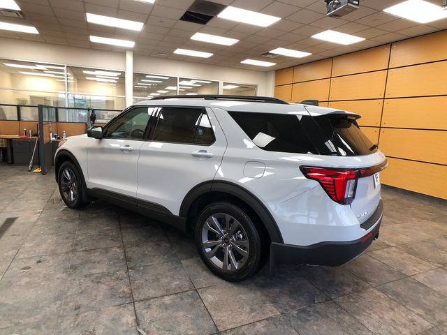 New 2027 Ford Explorer Active w/ Active Comfort Package AWD/4WD image 5