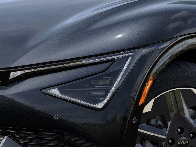 New 2025 Kia EV6 Light w/ Light LR Technology Package AWD/4WD image 10