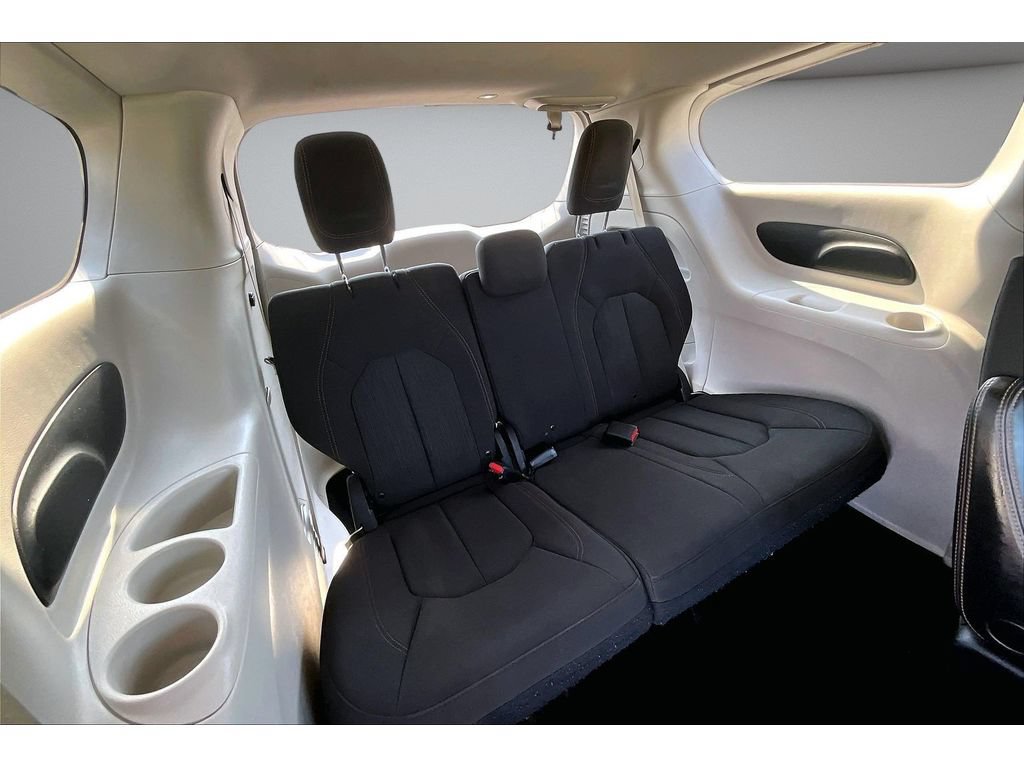 Certified 2019 Chrysler Pacifica Touring Plus FWD image 44