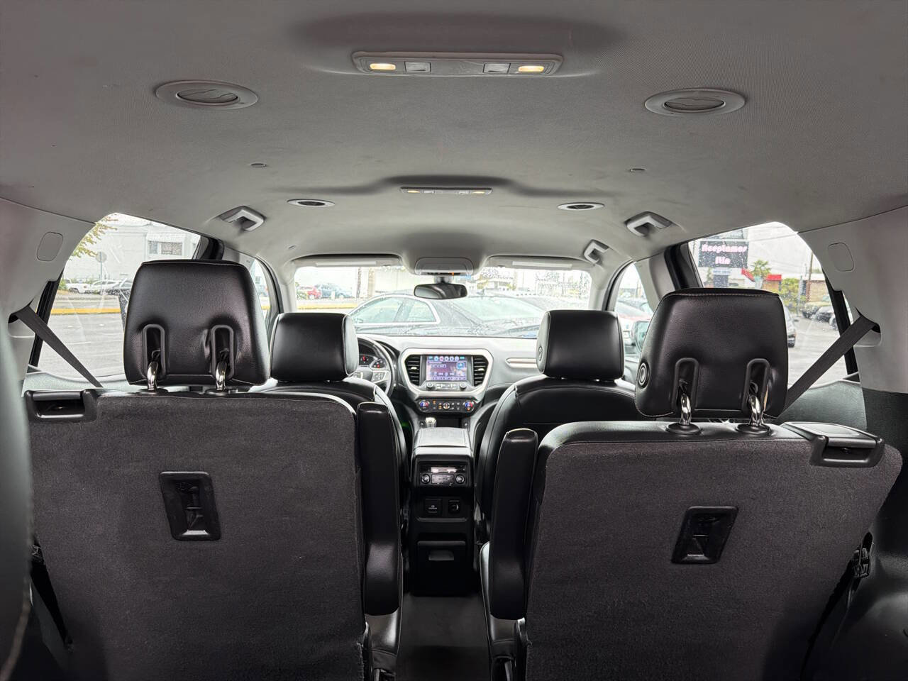 Used 2017 GMC Acadia SLT image 10