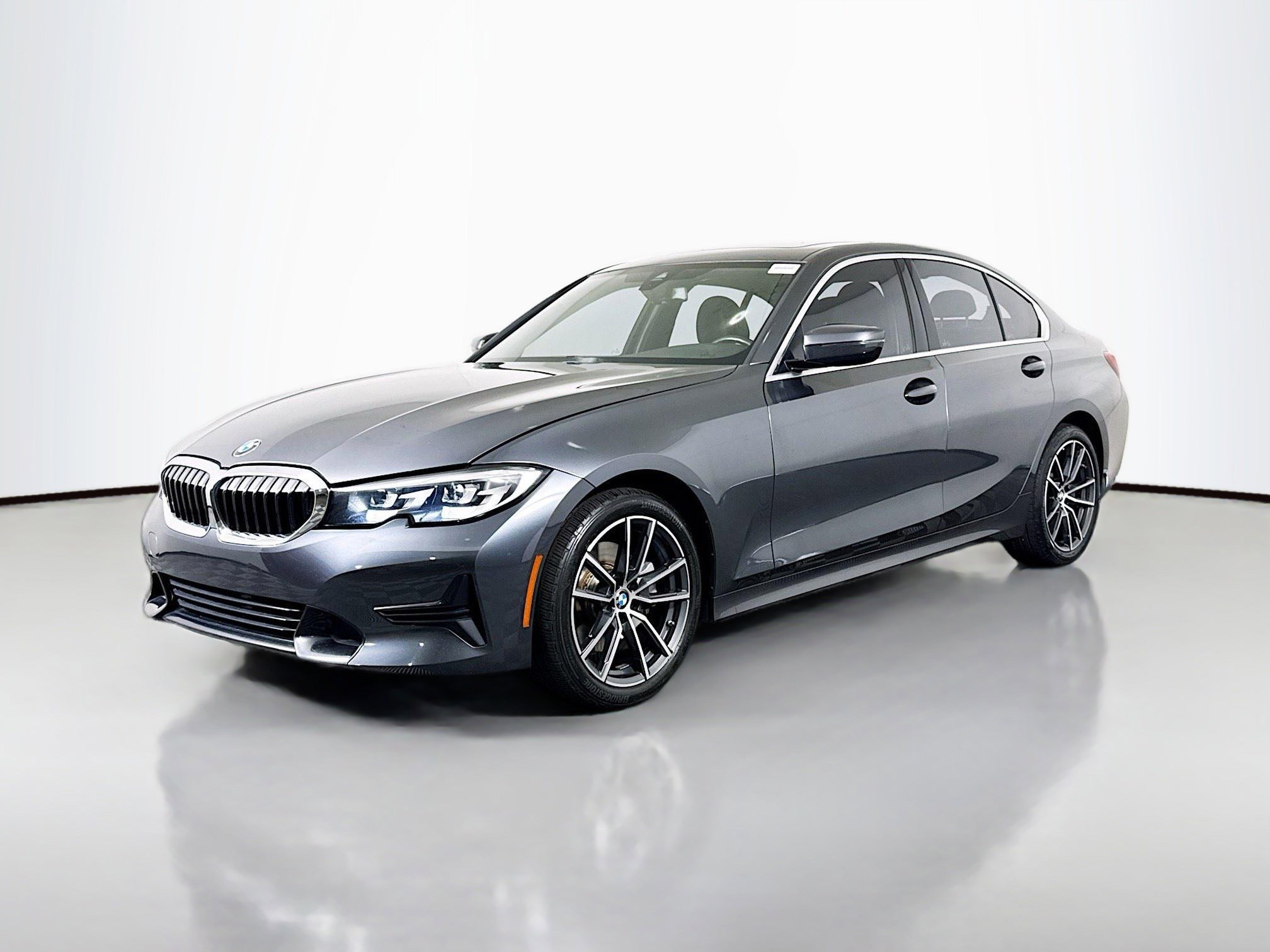 Used 2019 BMW 330i Sedan image 4