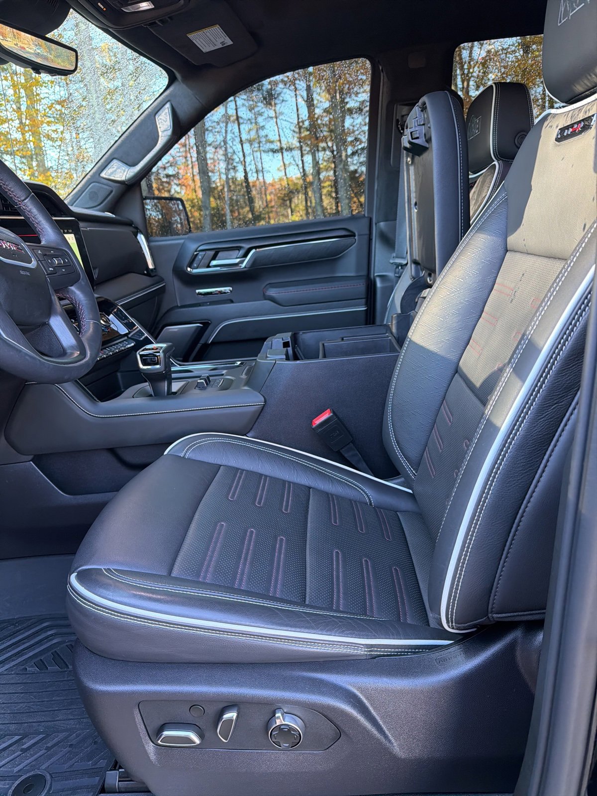 Used 2024 GMC Sierra 1500 AT4X w/ AT4X AEV Edition image 18