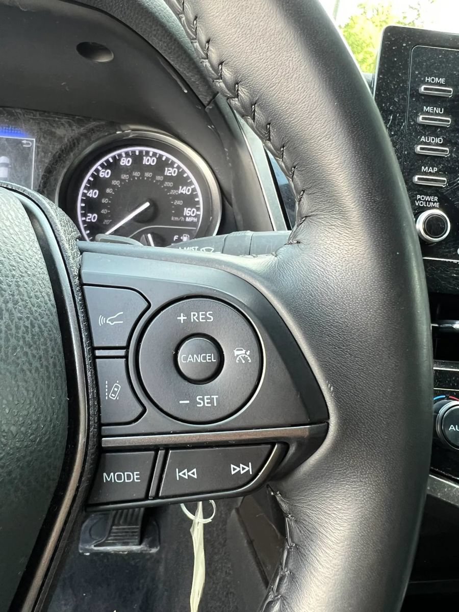 Used 2024 Toyota Camry SE FWD image 14