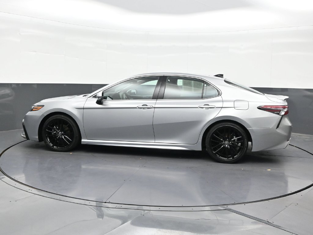 Used 2024 Toyota Camry XSE w/ Driver Assist Package FWD image 2
