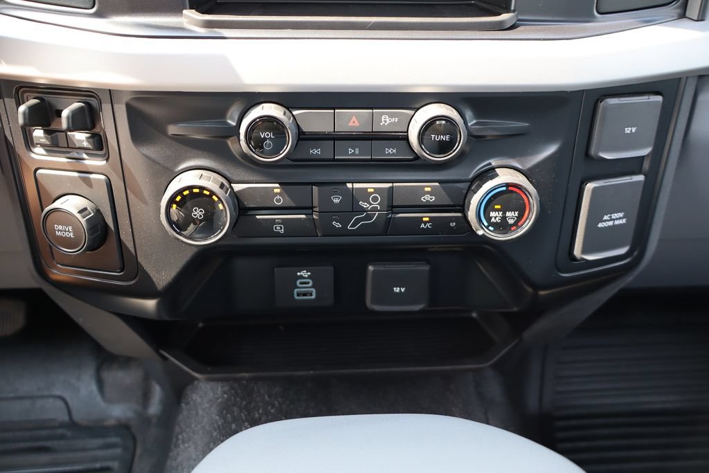 New 2026 Ford F550 2WD Regular Cab Super Duty image 7