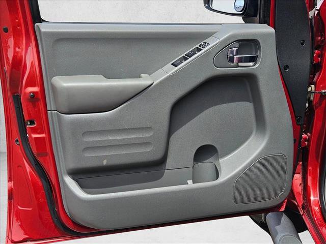 Used 2018 Nissan Frontier SV RWD image 10