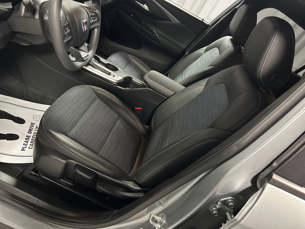 Used 2024 Buick Envista Preferred w/ Convenience II Package image 12