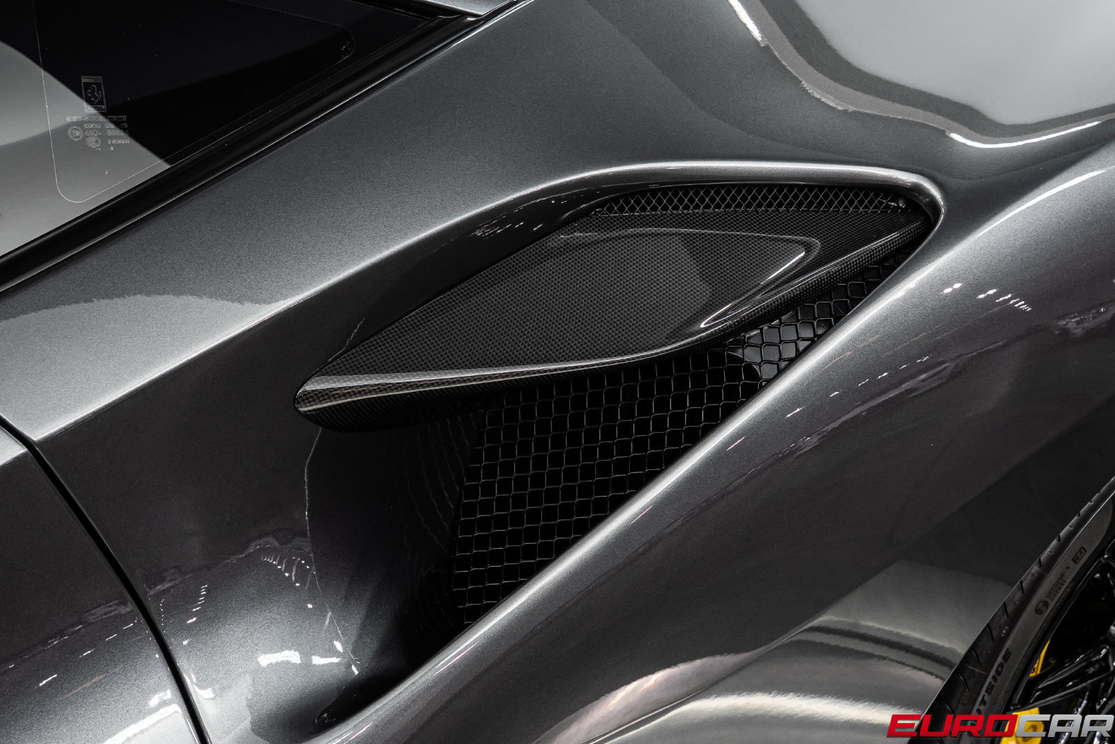 Used 2020 Ferrari F8 Tributo RWD image 20