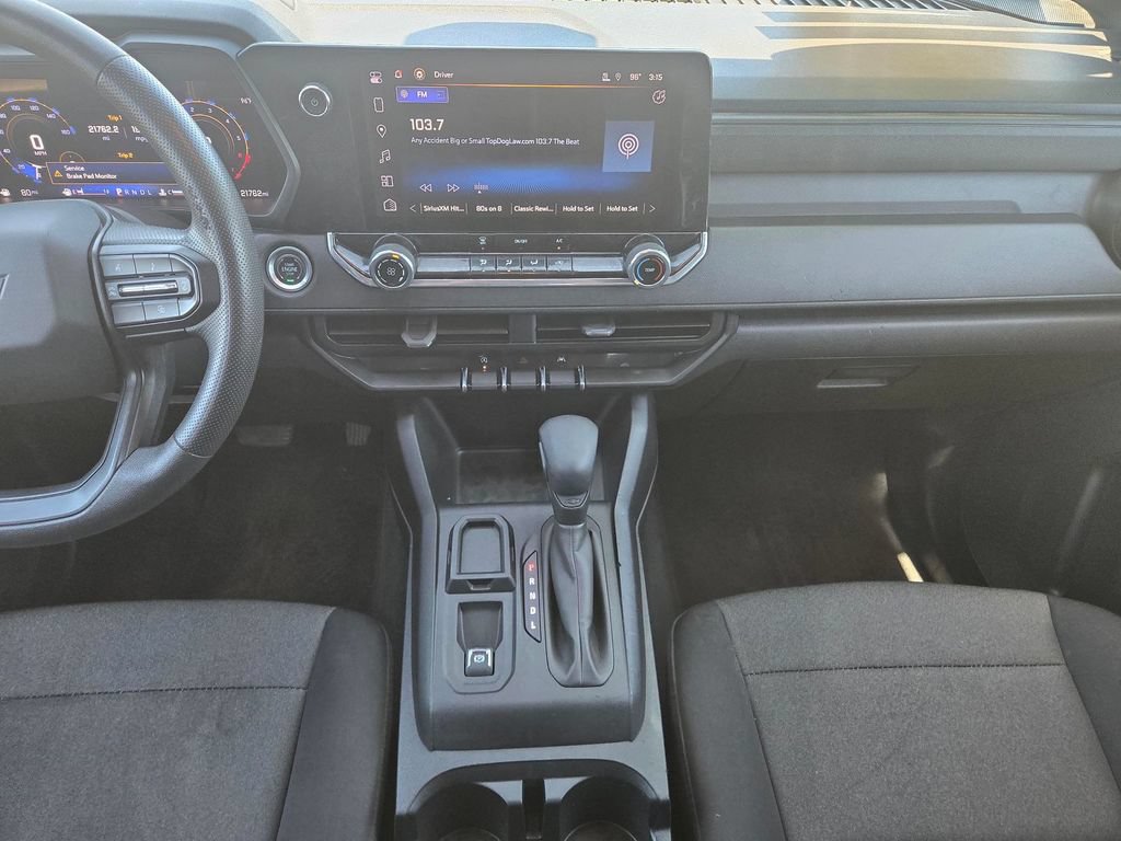 Used 2024 Chevrolet Colorado W/T RWD image 7