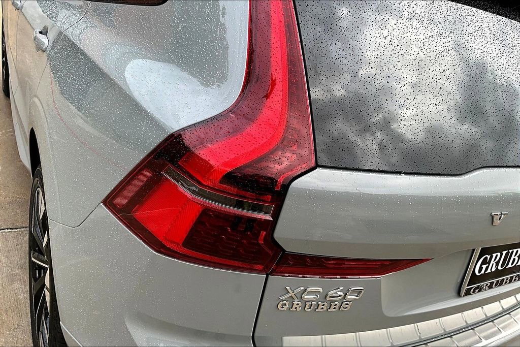 New 2026 Volvo XC60 B5 Plus w/ Protection Package Premier AWD/4WD image 36