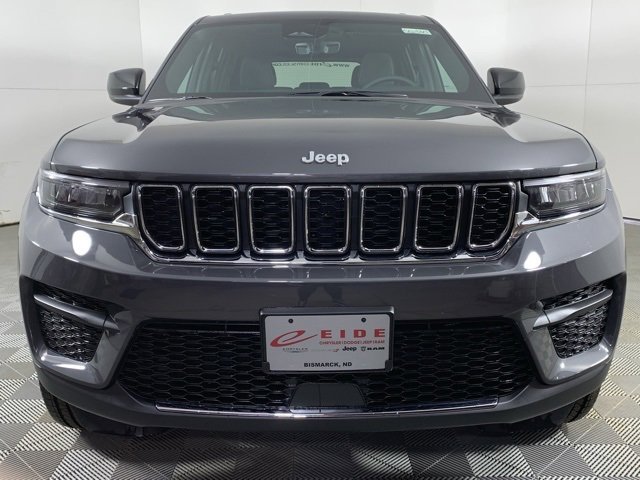 New 2025 Jeep Grand Cherokee Laredo w/ Luxury Tech Group I image 6