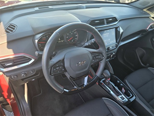 Used 2023 Chevrolet TrailBlazer RS w/ Convenience Package image 11