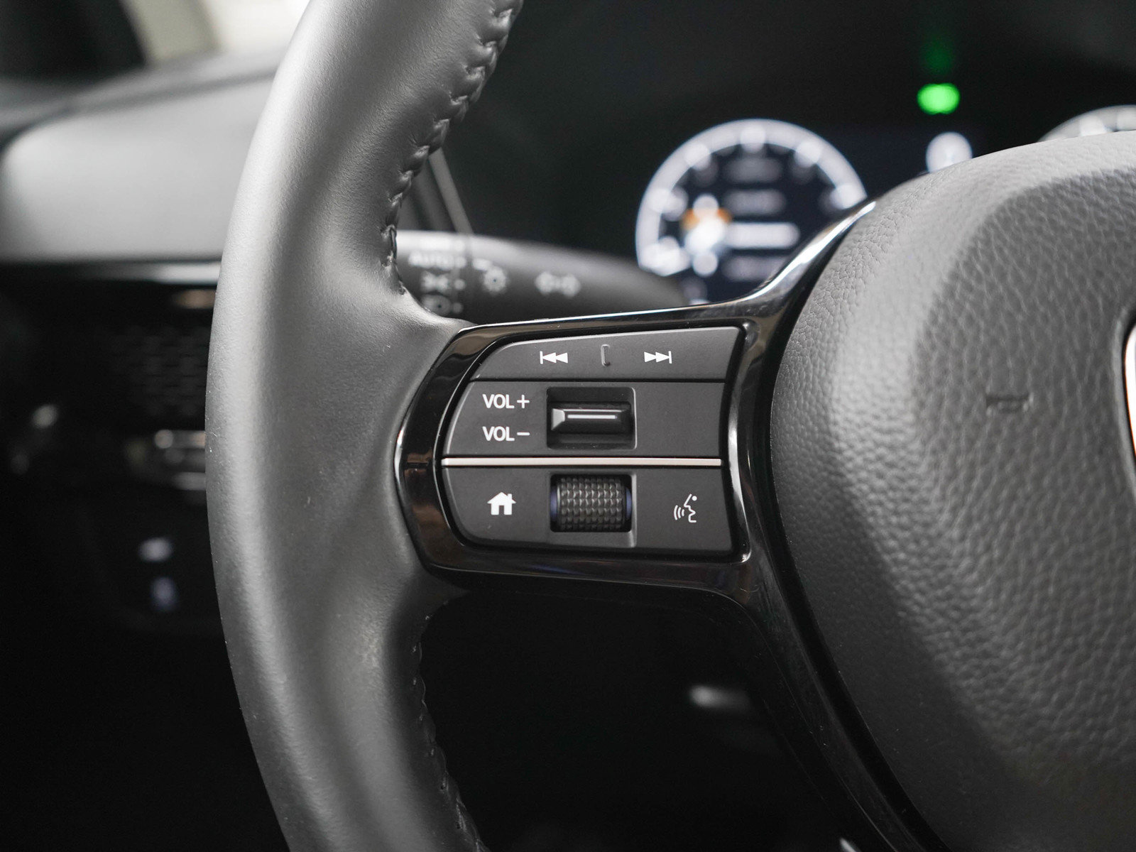 Used 2024 Honda CR-V EX-L image 25