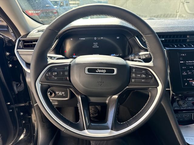 Used 2023 Jeep Grand Cherokee L Laredo w/ Luxury Tech Group I AWD/4WD image 28