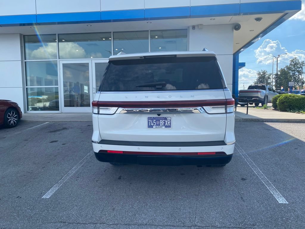 Used 2024 Lincoln Navigator L Reserve AWD/4WD image 6
