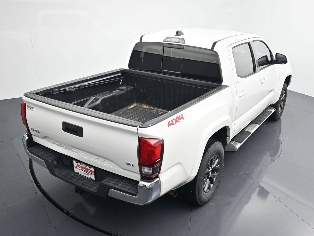 Used 2020 Toyota Tacoma SR5 AWD/4WD image 29