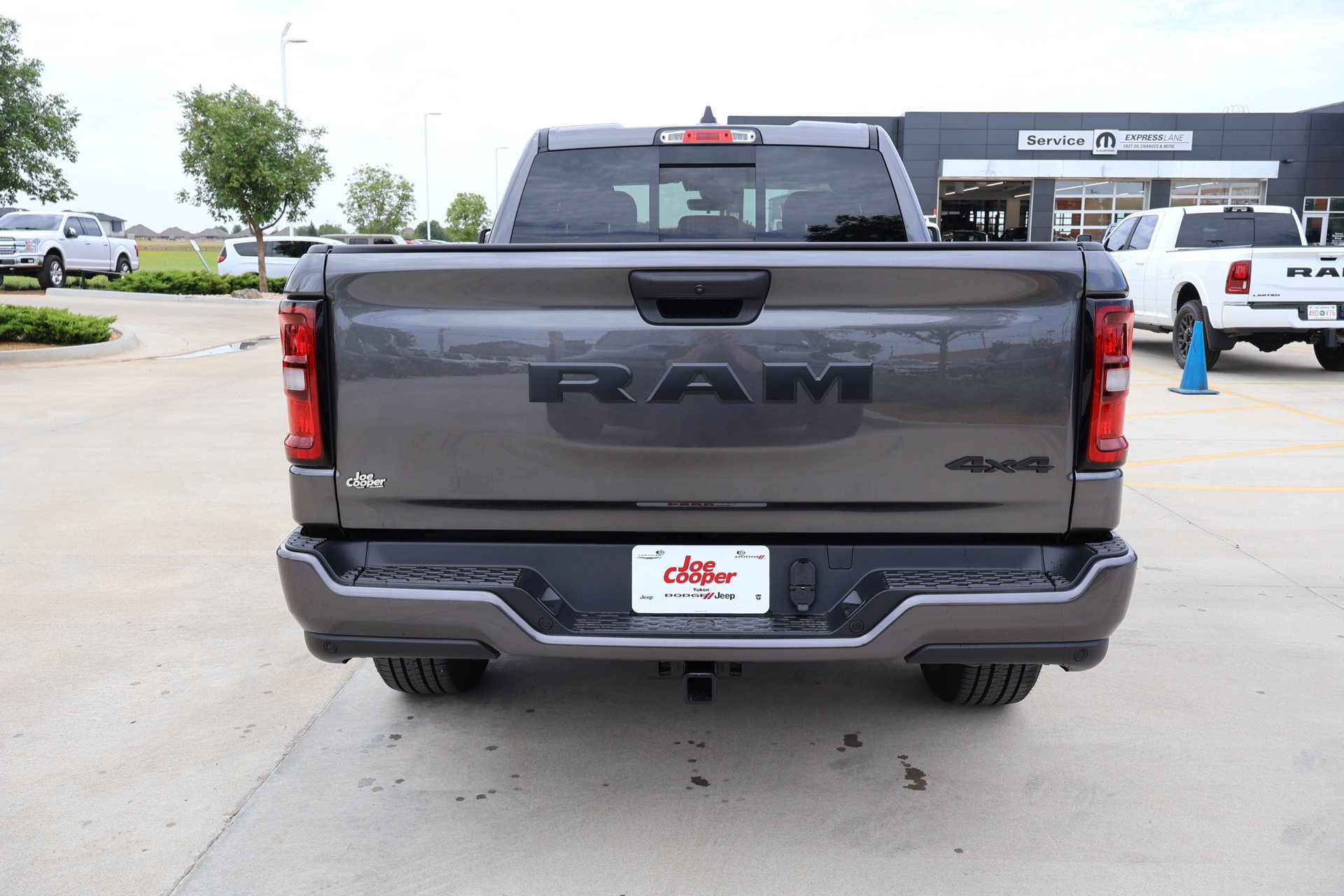 New 2026 RAM 1500 Express AWD/4WD image 20